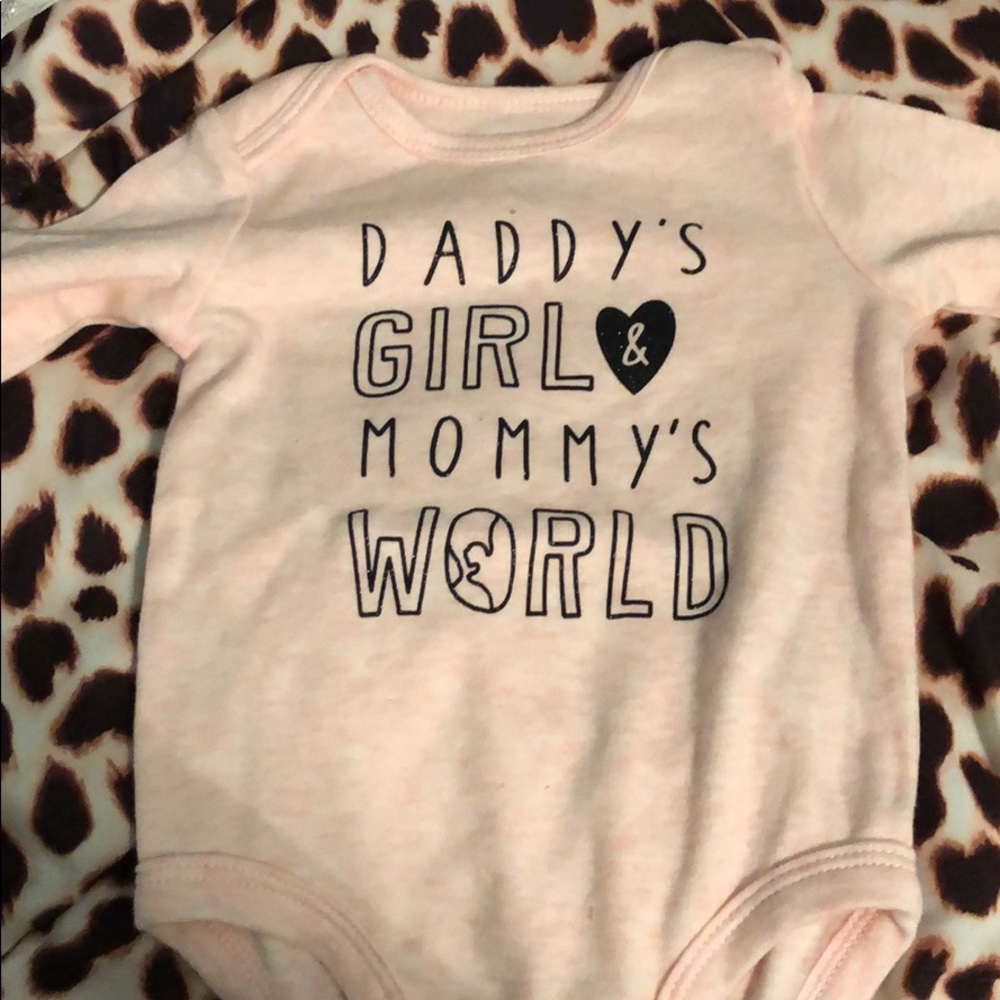 Daddy’s girl & mommy’s world onesie